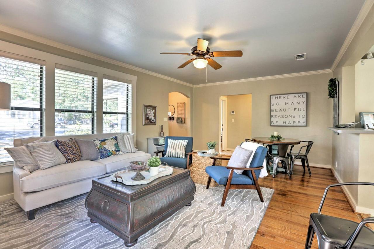 With Grill - Walk To Main St! Holiday home